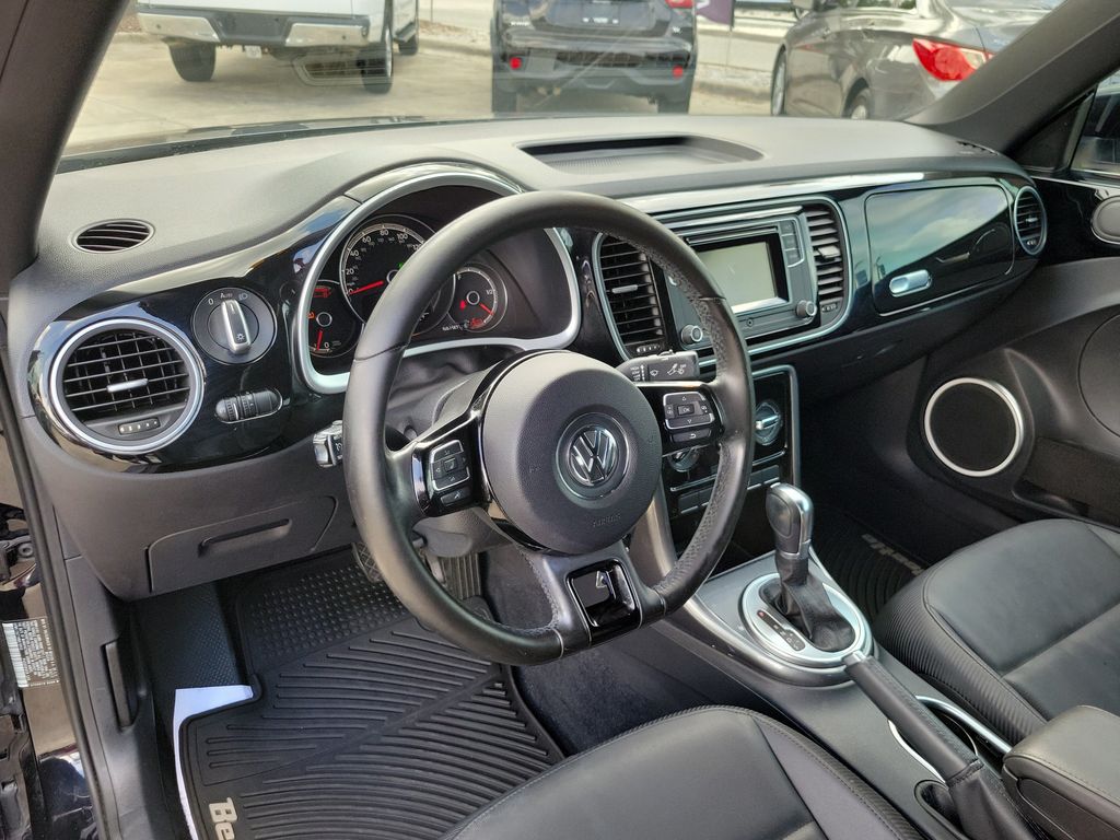 Thumbnail: 2017 Volkswagen Beetle - 11