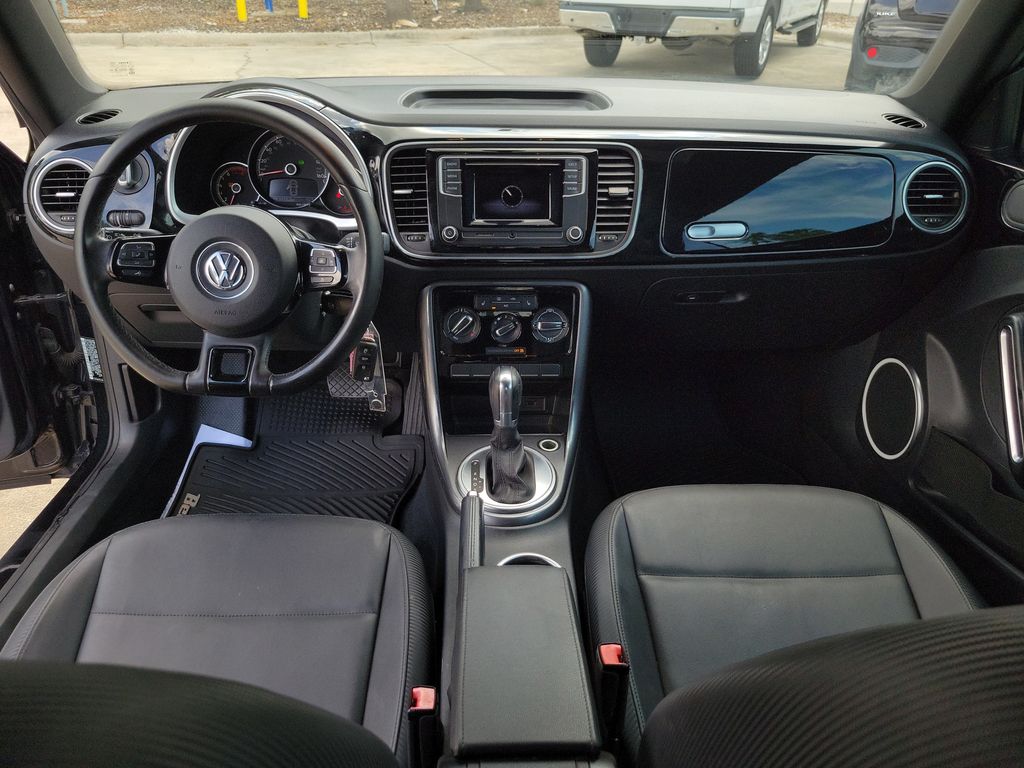 Thumbnail: 2017 Volkswagen Beetle - 2