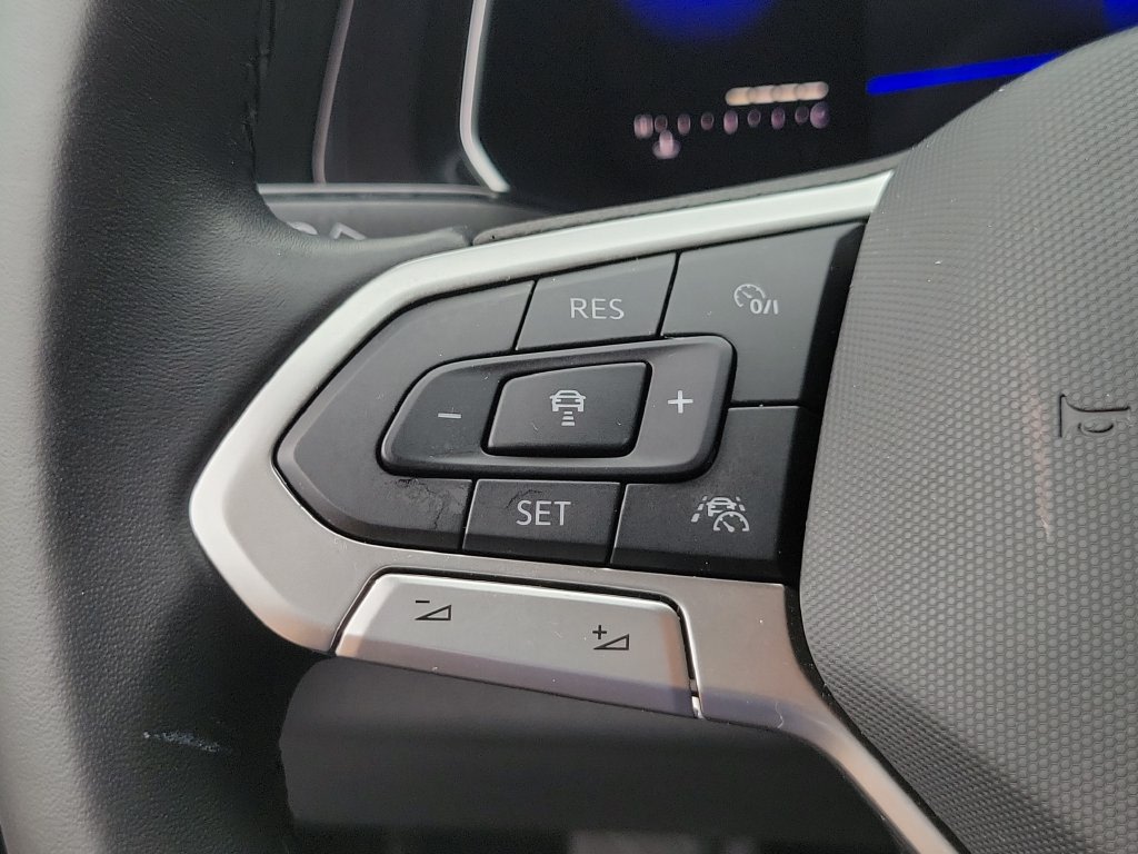 Thumbnail: 2022 Volkswagen Jetta - 31