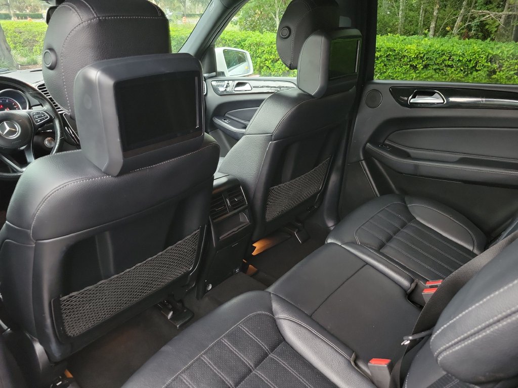 Thumbnail: 2017 Mercedes-Benz GLS - 28