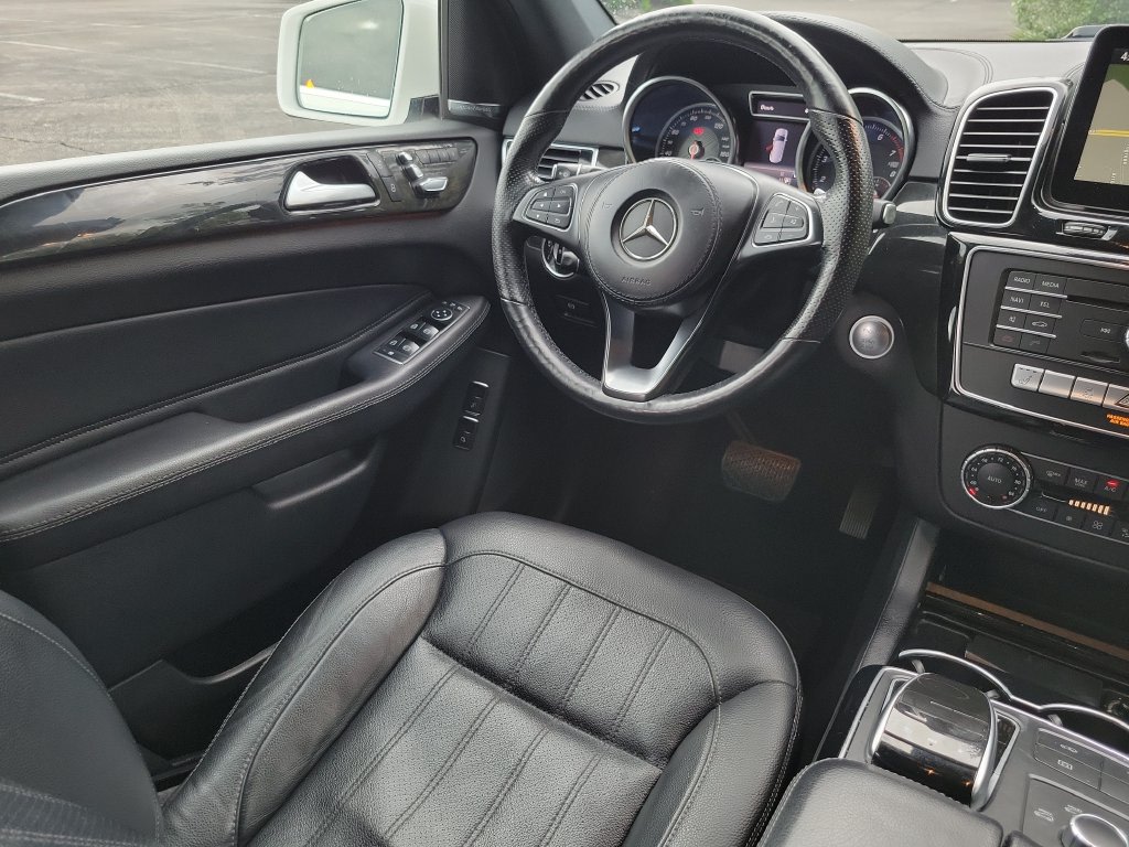 Thumbnail: 2017 Mercedes-Benz GLS - 11