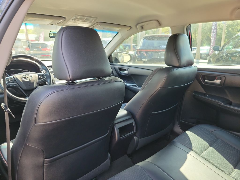 Thumbnail: 2015 Toyota Camry - 19