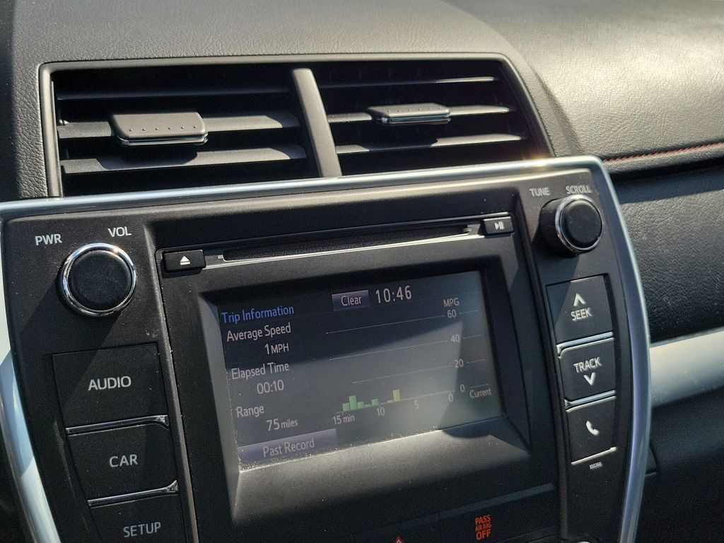 Thumbnail: 2015 Toyota Camry - 26