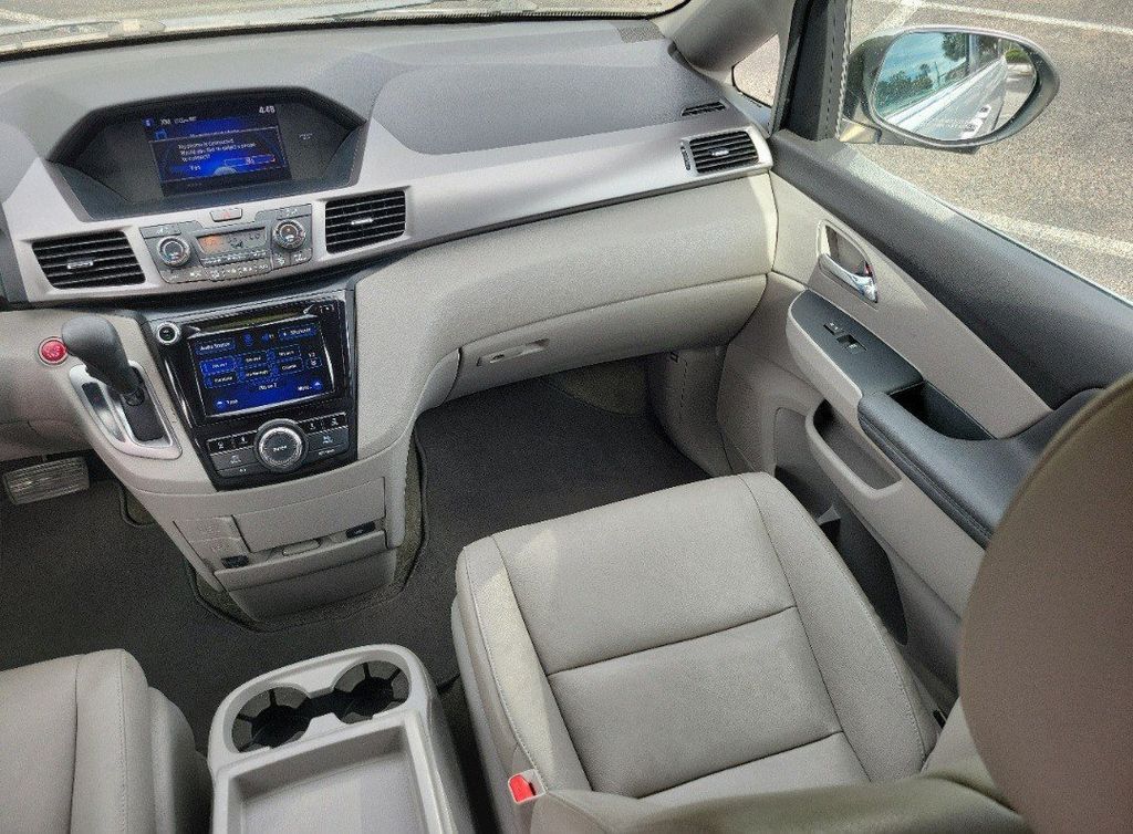 Thumbnail: 2015 Honda Odyssey - 6