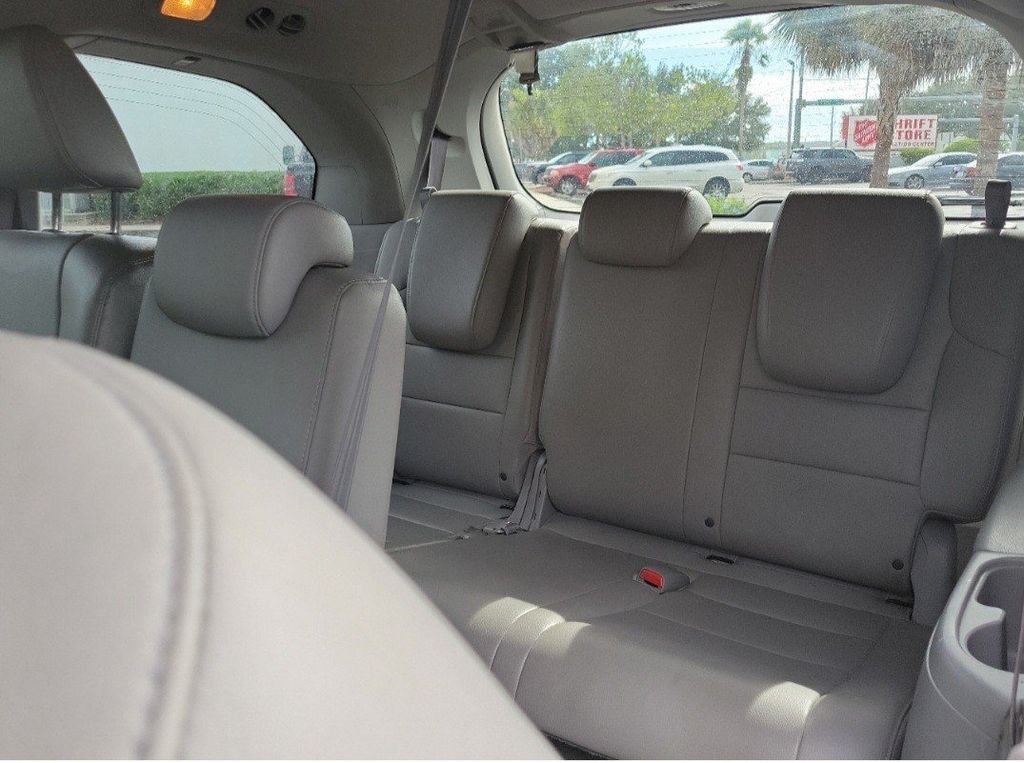 Thumbnail: 2015 Honda Odyssey - 20