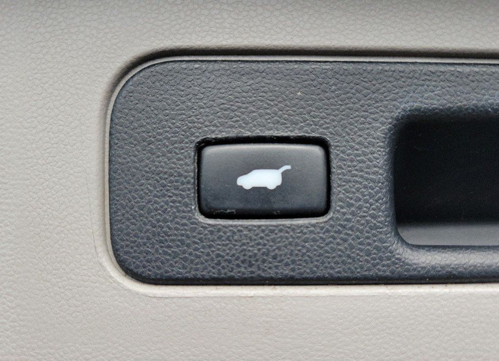 Thumbnail: 2015 Honda Odyssey - 18