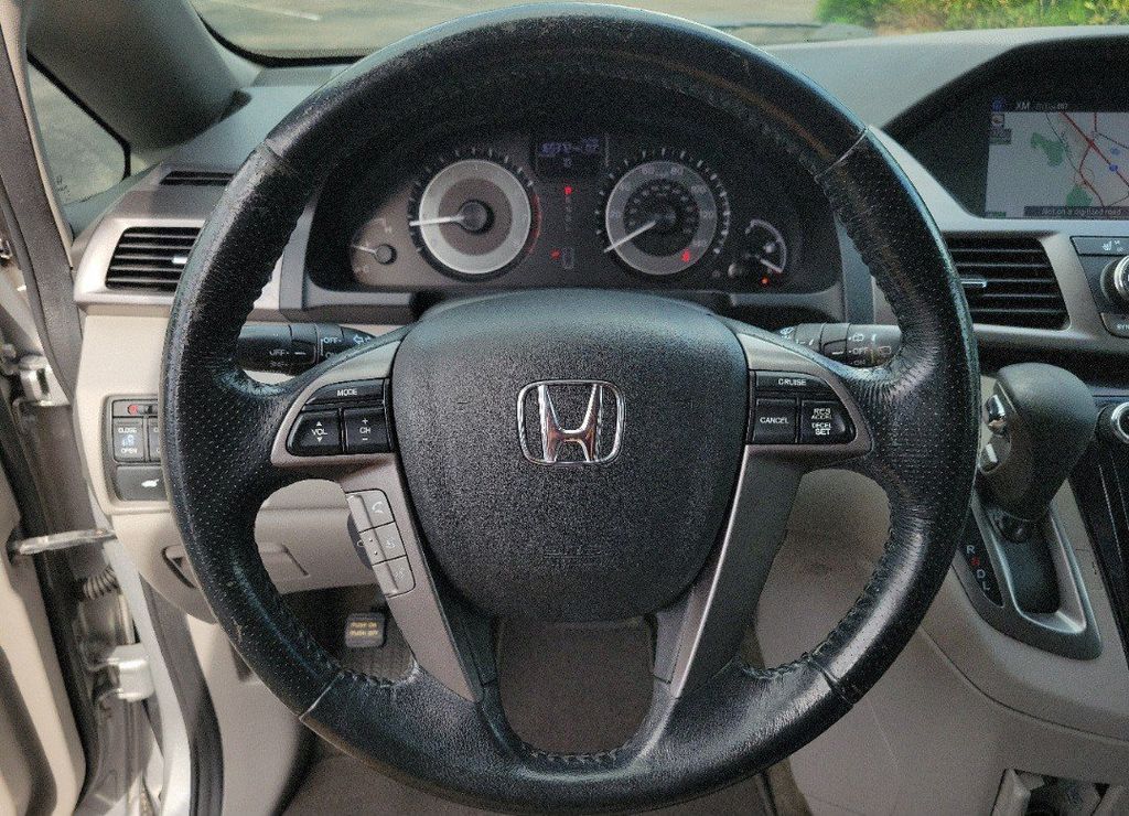 Thumbnail: 2015 Honda Odyssey - 10