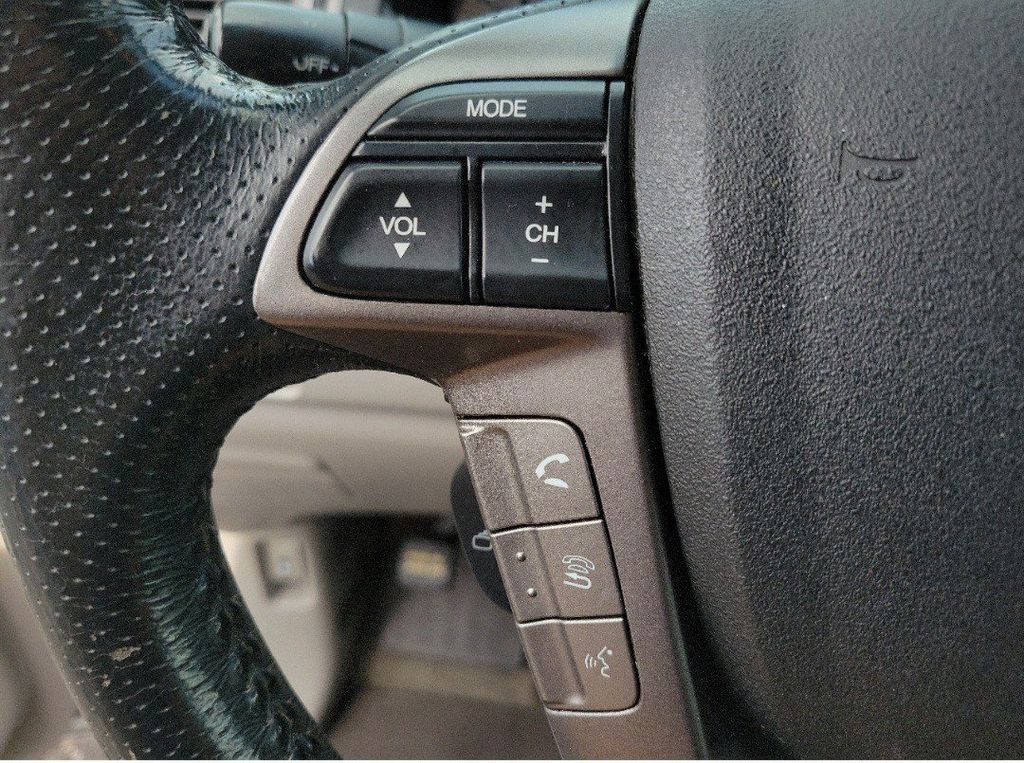 Thumbnail: 2015 Honda Odyssey - 29