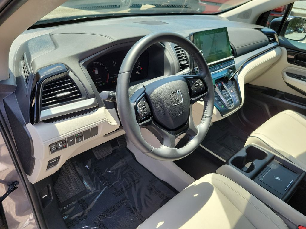 Thumbnail: 2025 Honda Odyssey - 9