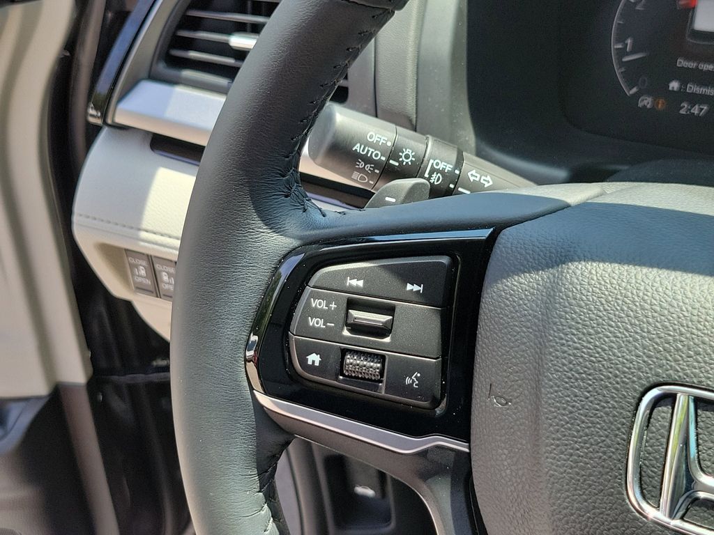 Thumbnail: 2025 Honda Odyssey - 26