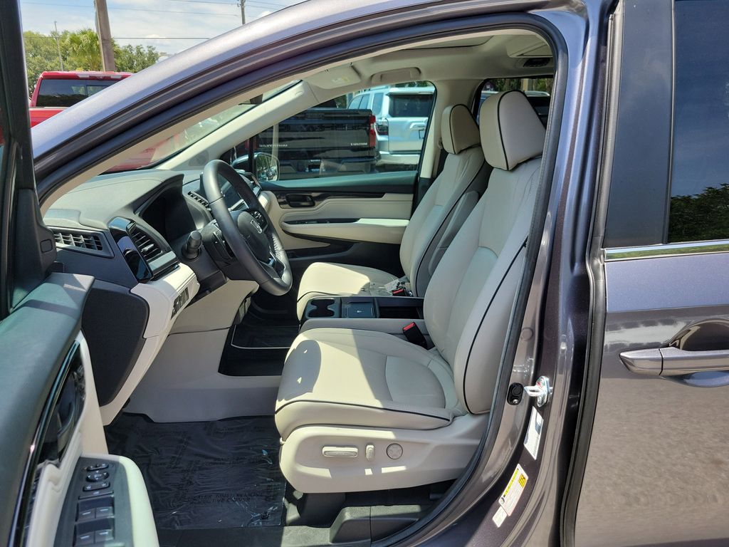 Thumbnail: 2025 Honda Odyssey - 7