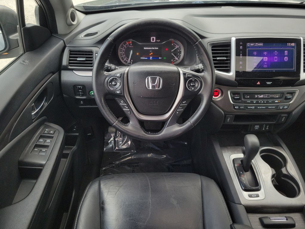 Thumbnail: 2017 Honda Pilot - 5