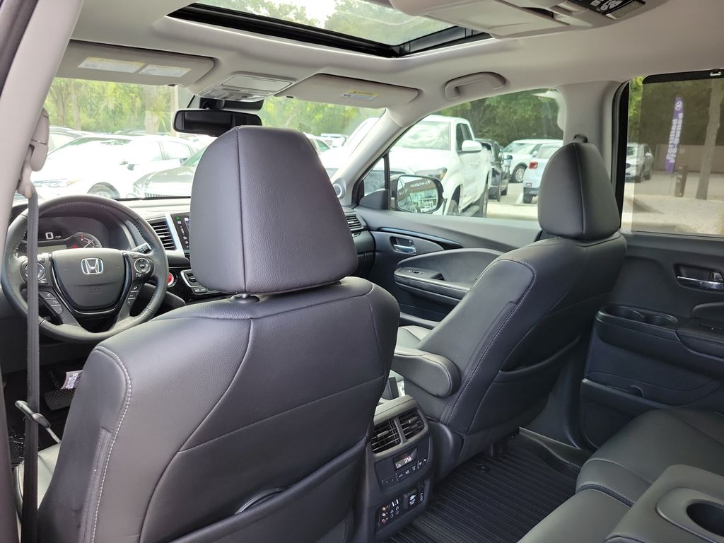 Thumbnail: 2016 Honda Pilot - 7