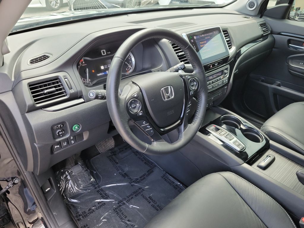 Thumbnail: 2016 Honda Pilot - 11