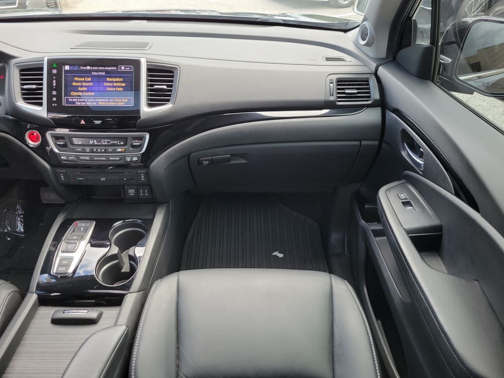 Thumbnail: 2016 Honda Pilot - 6