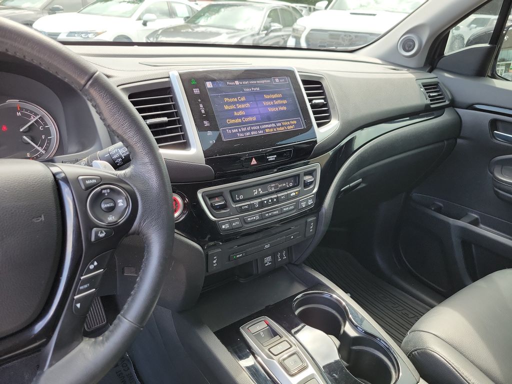 Thumbnail: 2016 Honda Pilot - 31
