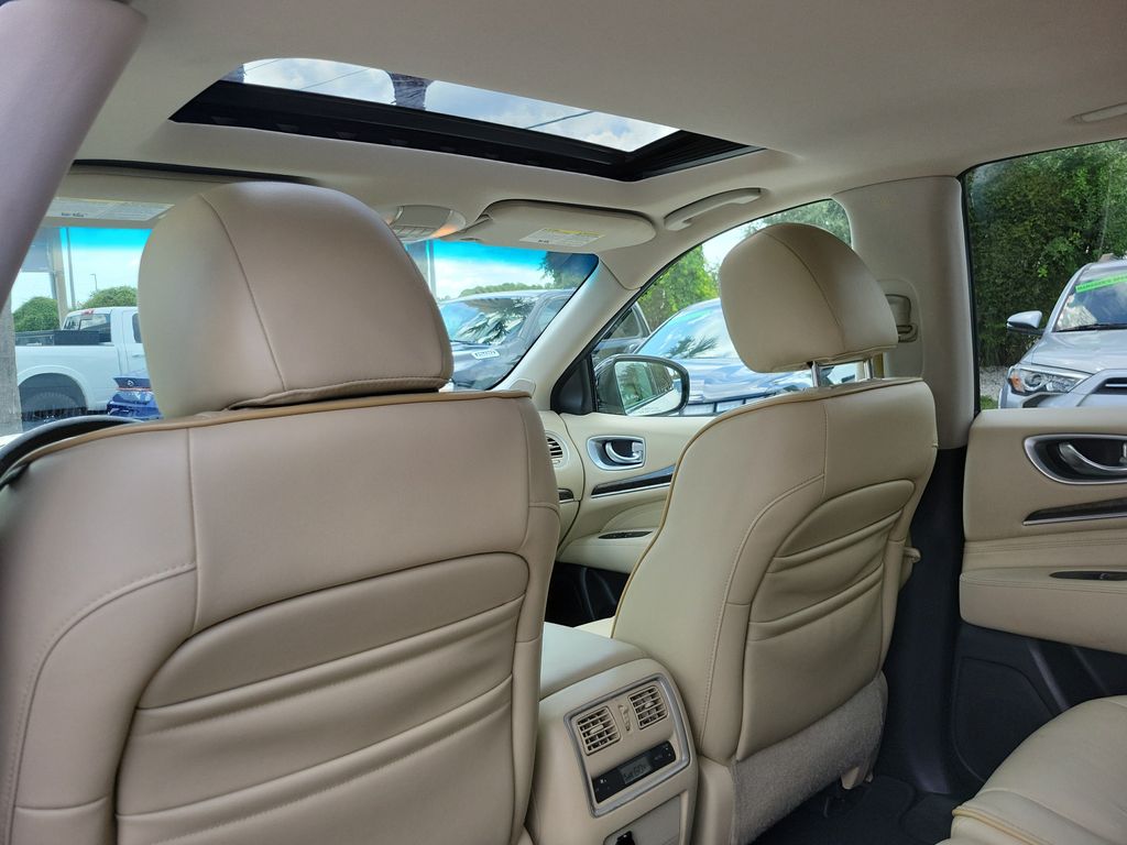 Thumbnail: 2015 INFINITI QX60 - 18