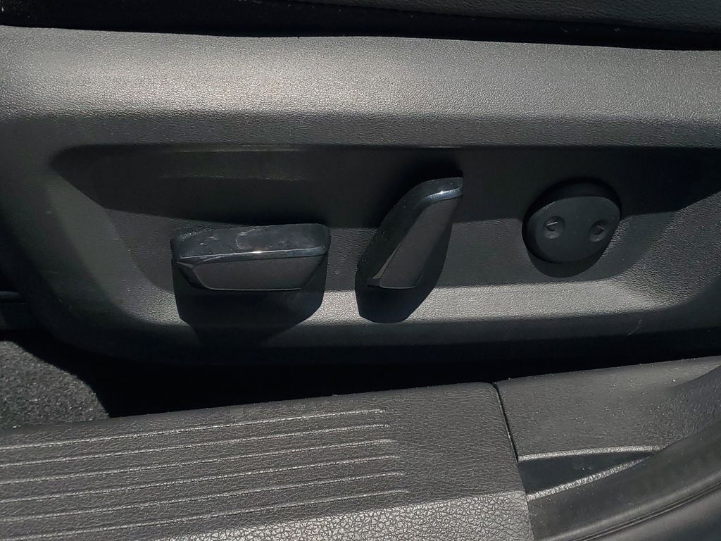 Thumbnail: 2021 Nissan Rogue - 23