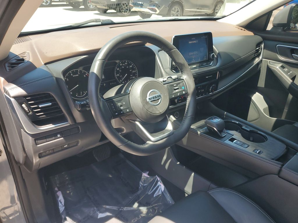 Thumbnail: 2021 Nissan Rogue - 11