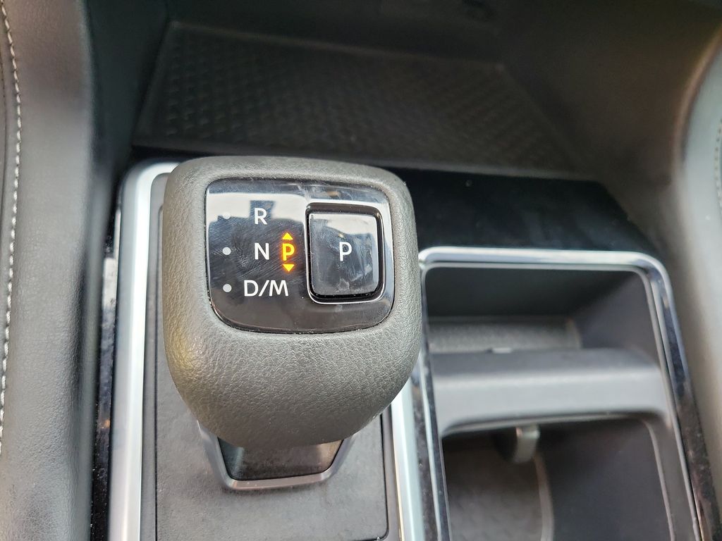 Thumbnail: 2024 Nissan Pathfinder - 25