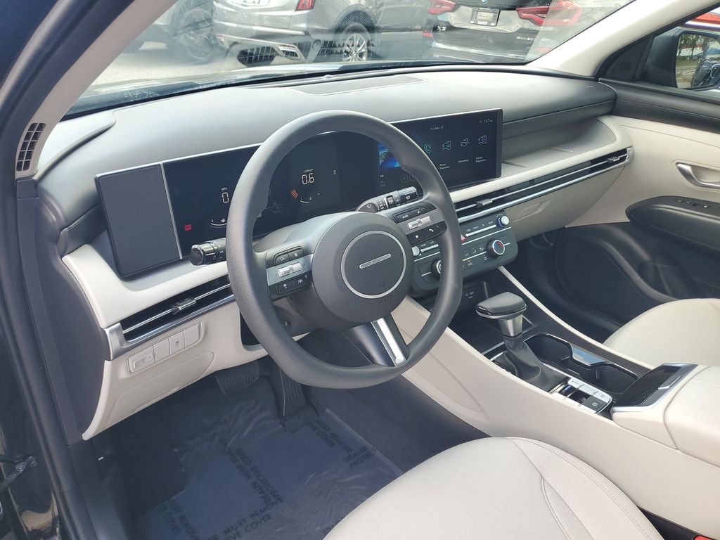 Thumbnail: 2025 Hyundai Tucson - 10