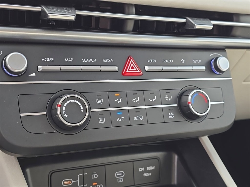 2025 Hyundai Tucson SE 29