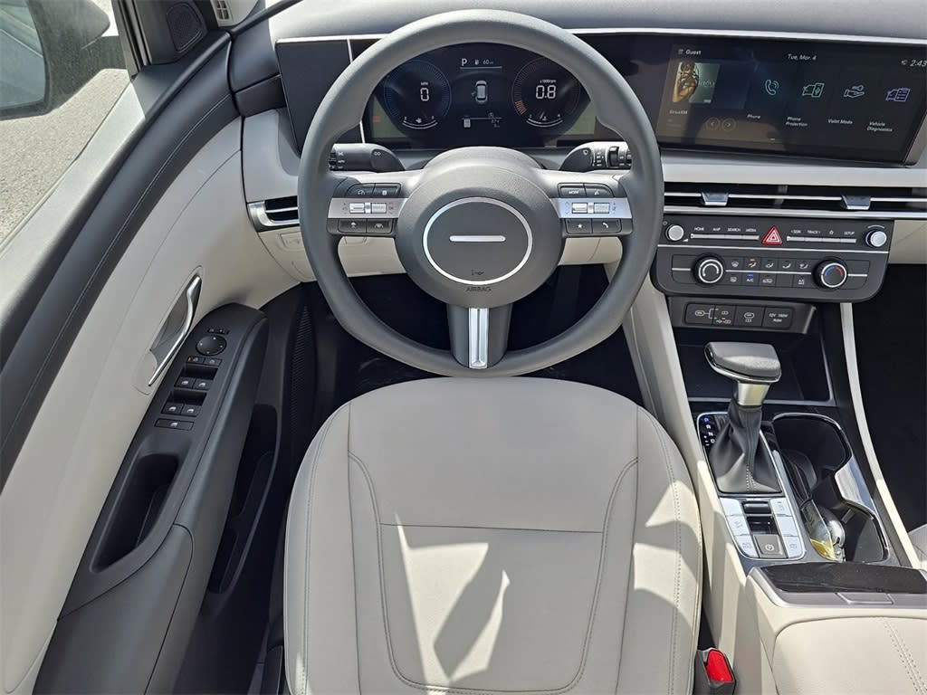2025 Hyundai Tucson SE 10