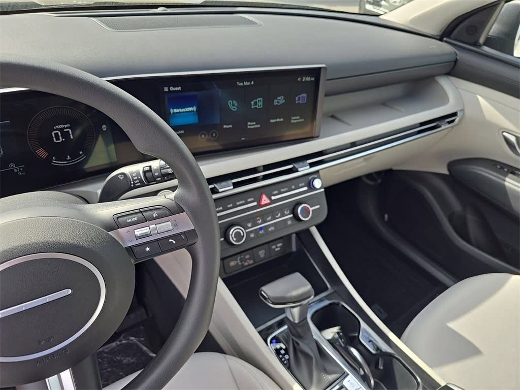2025 Hyundai Tucson SE 32