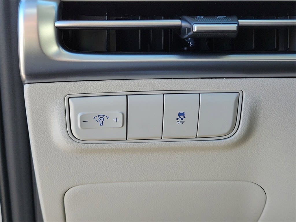 2025 Hyundai Tucson SE 25