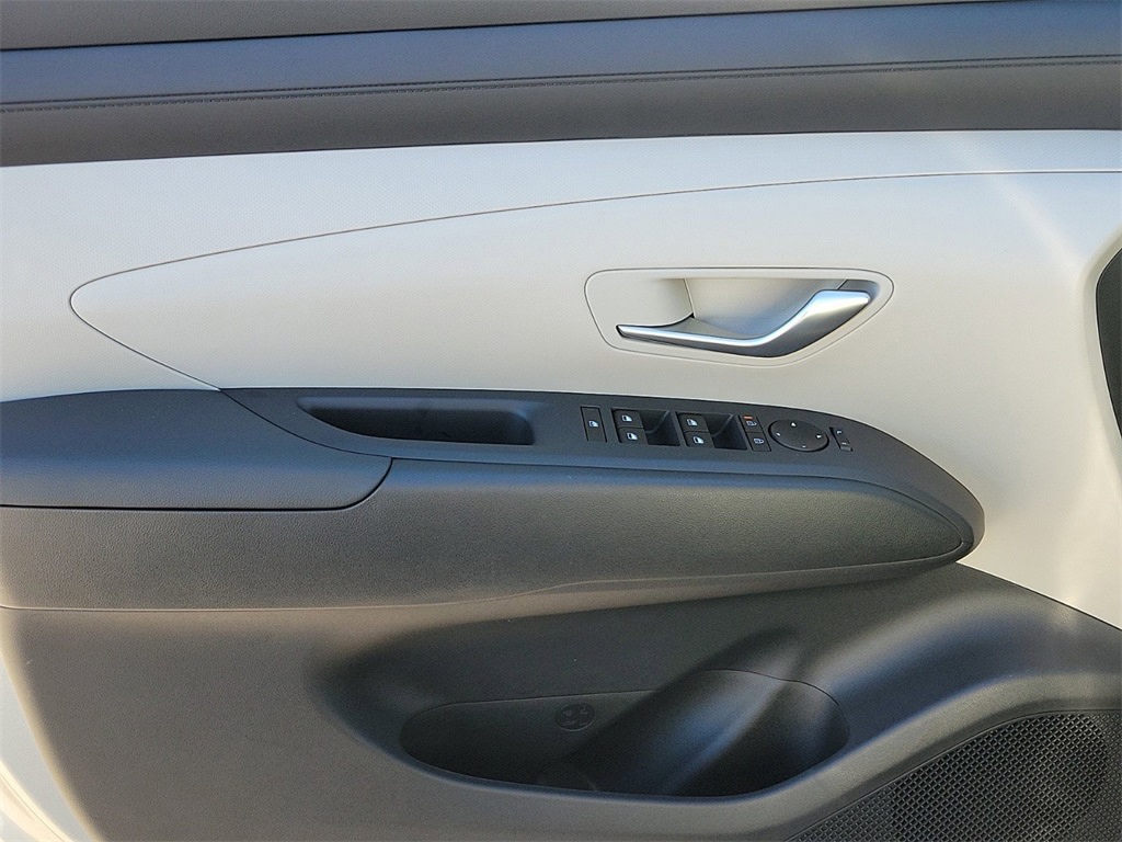 2025 Hyundai Tucson SE 21
