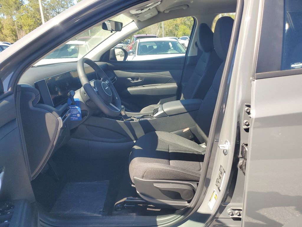 Thumbnail: 2026 Hyundai Tucson - 8