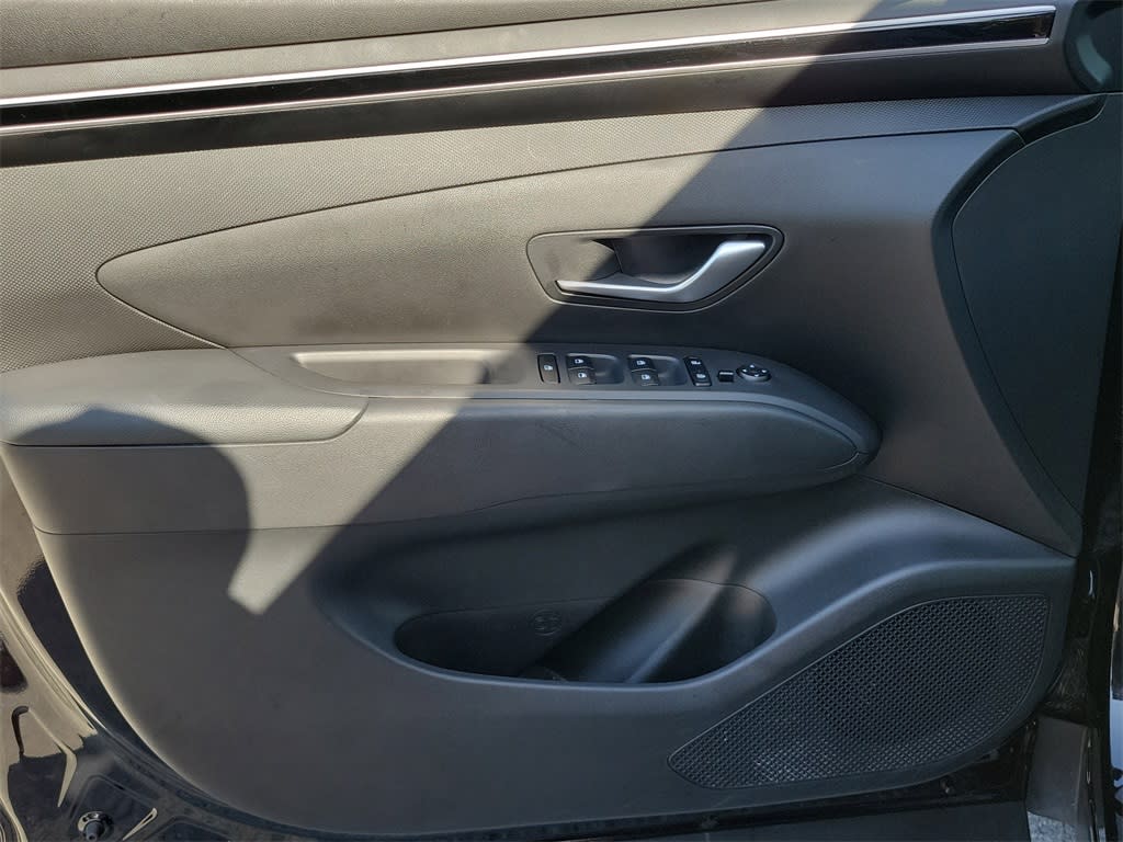 Thumbnail: 2023 Hyundai Tucson - 25