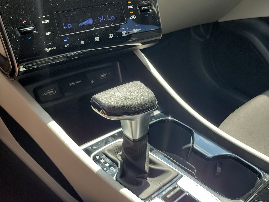 Thumbnail: 2024 Hyundai Tucson - 16