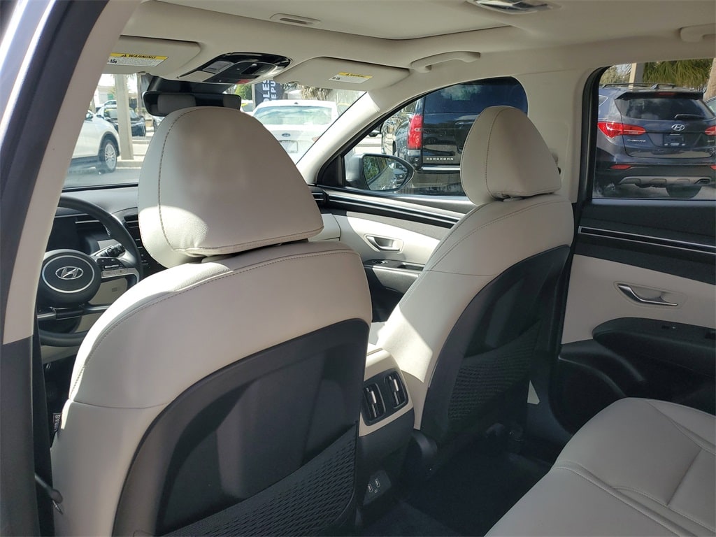 Thumbnail: 2023 Hyundai Tucson - 18