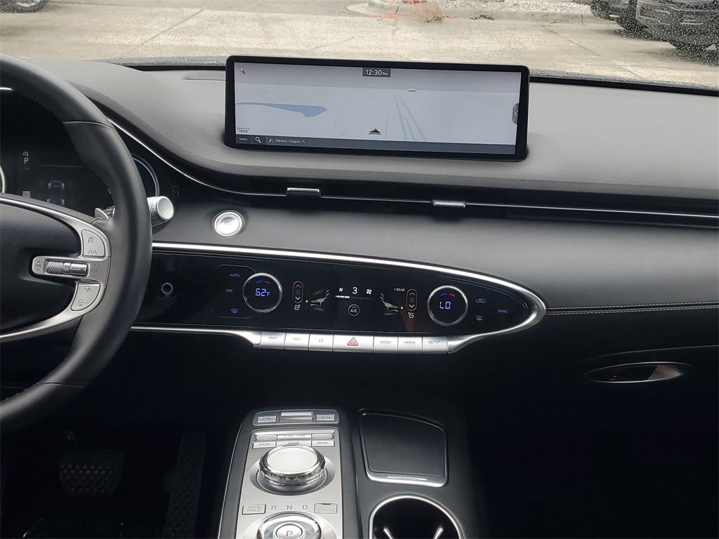 Thumbnail: 2025 Genesis GV70 - 11