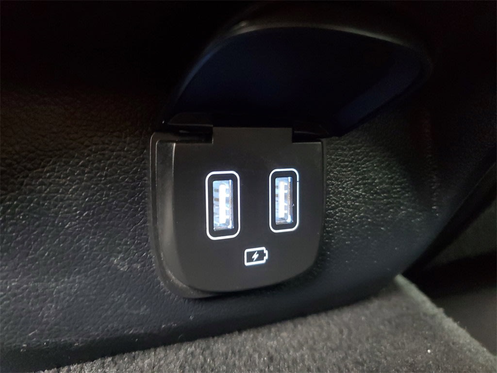 Thumbnail: 2025 Genesis GV70 - 22