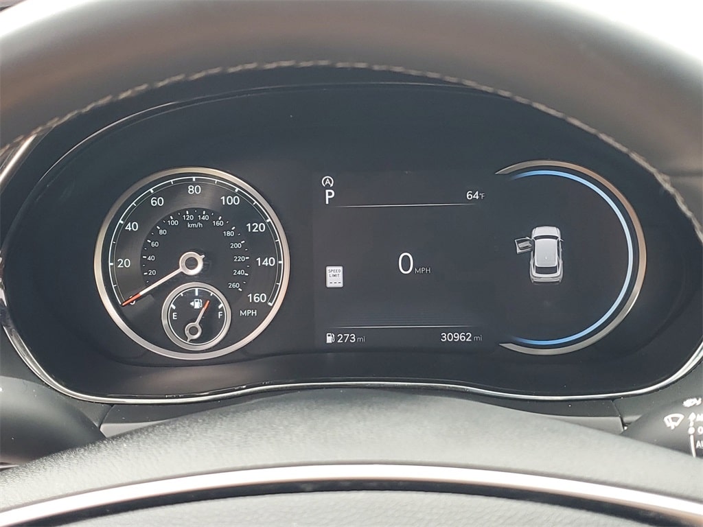 Thumbnail: 2025 Genesis GV70 - 14