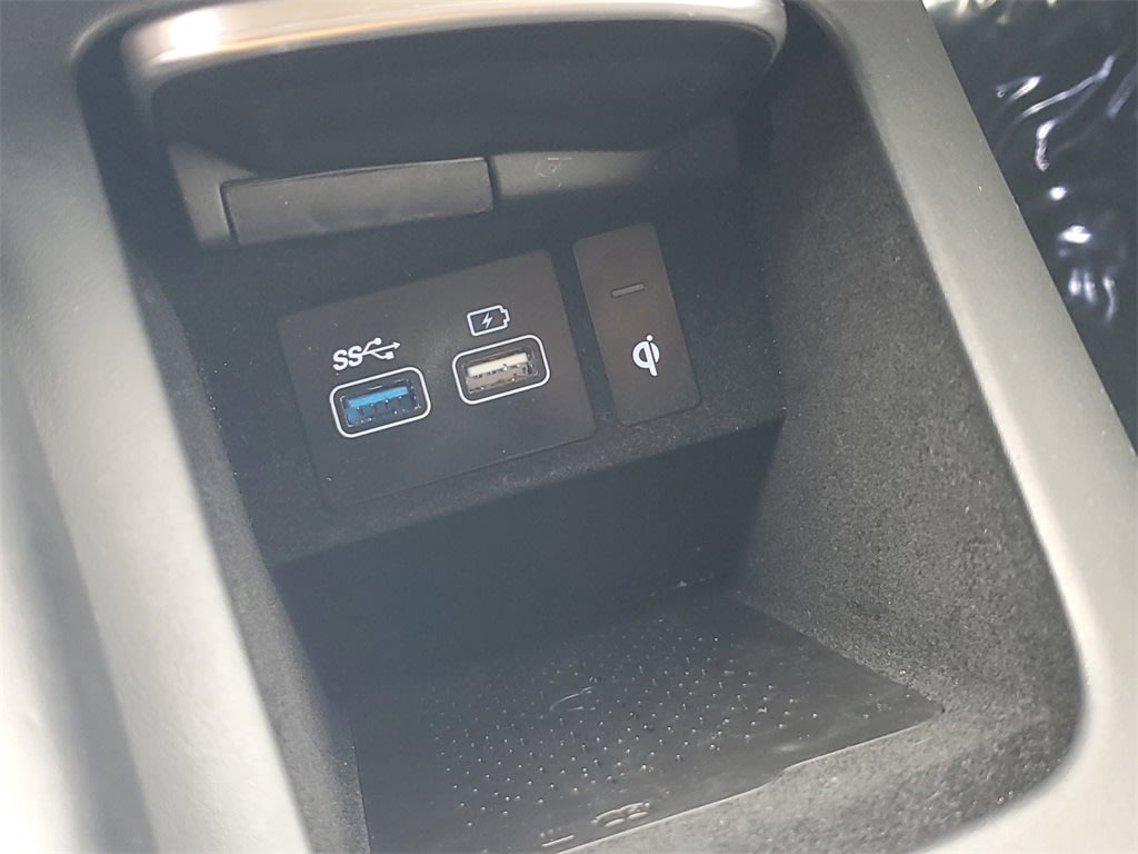 Thumbnail: 2025 Genesis GV70 - 30