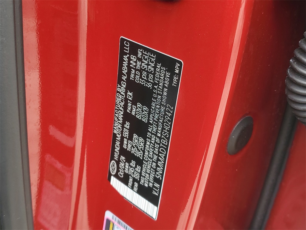 Thumbnail: 2025 Genesis GV70 - 15