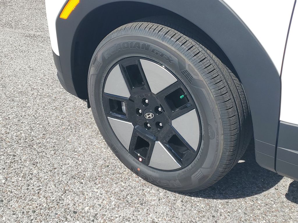 Thumbnail: 2026 Hyundai Santa Fe - 6