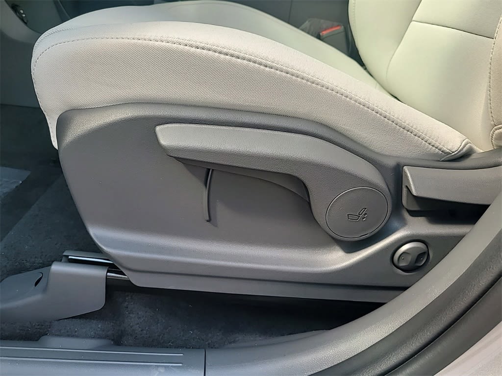 2025 Hyundai Santa Fe SE 21
