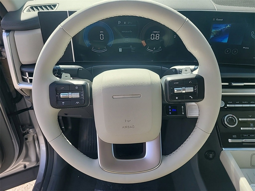 2025 Hyundai Santa Fe SE 24