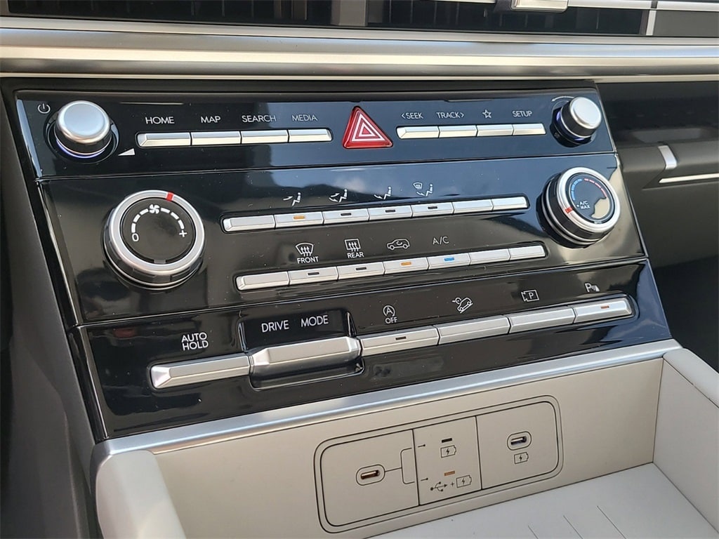 2025 Hyundai Santa Fe SE 28