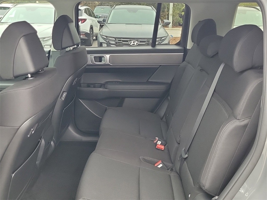2025 Hyundai Santa Fe SE 10