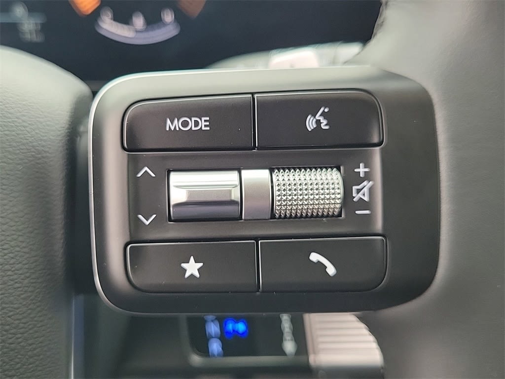 2025 Hyundai Santa Fe SE 23