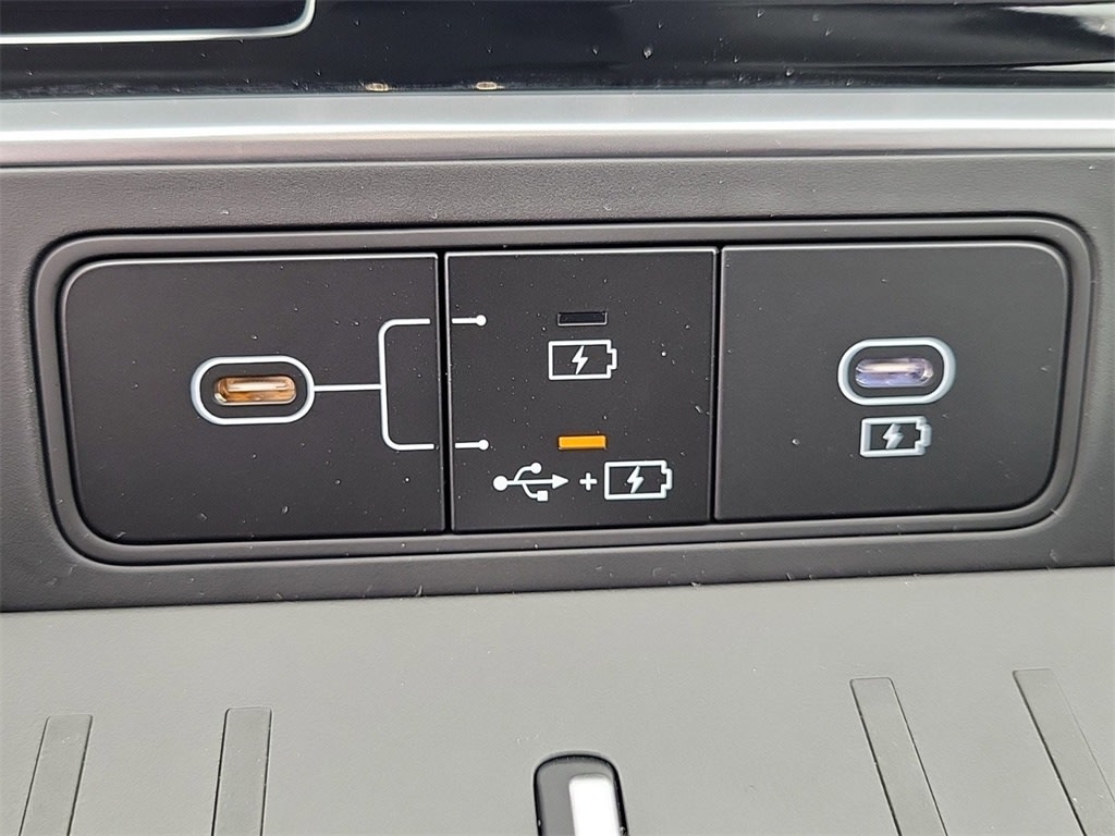 2025 Hyundai Santa Fe SE 27