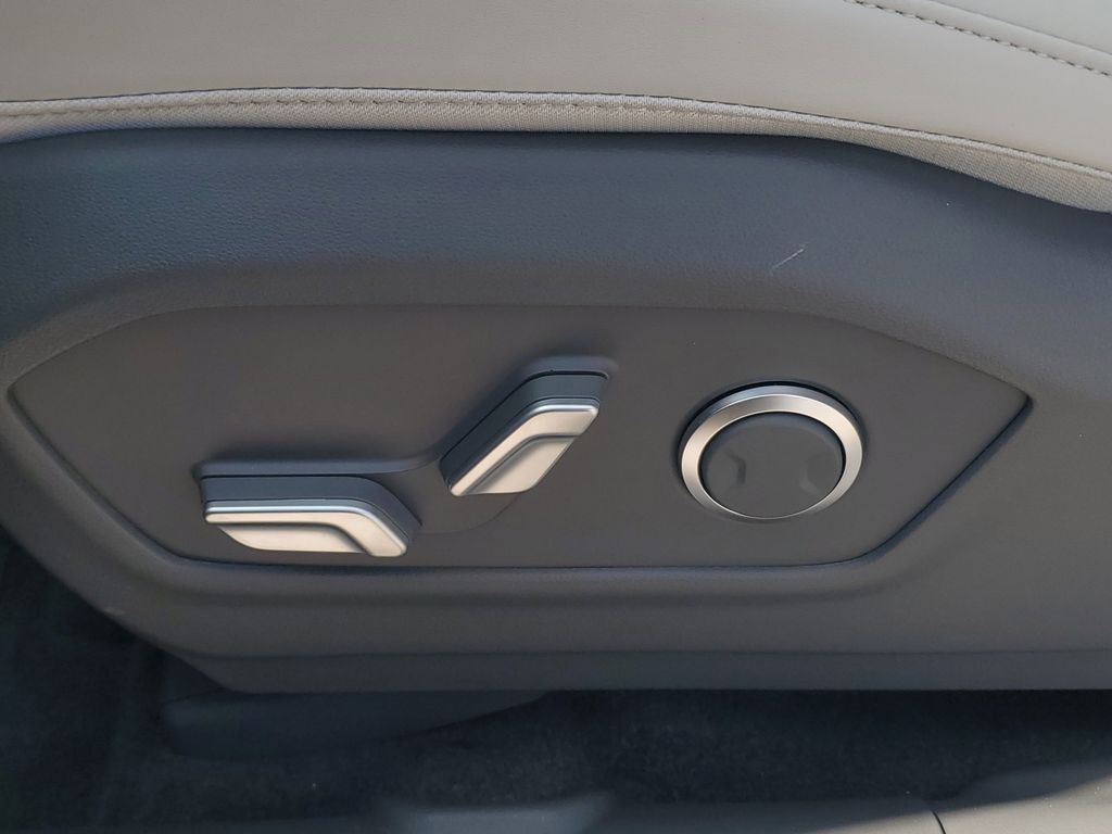Thumbnail: 2026 Hyundai Santa Fe - 25
