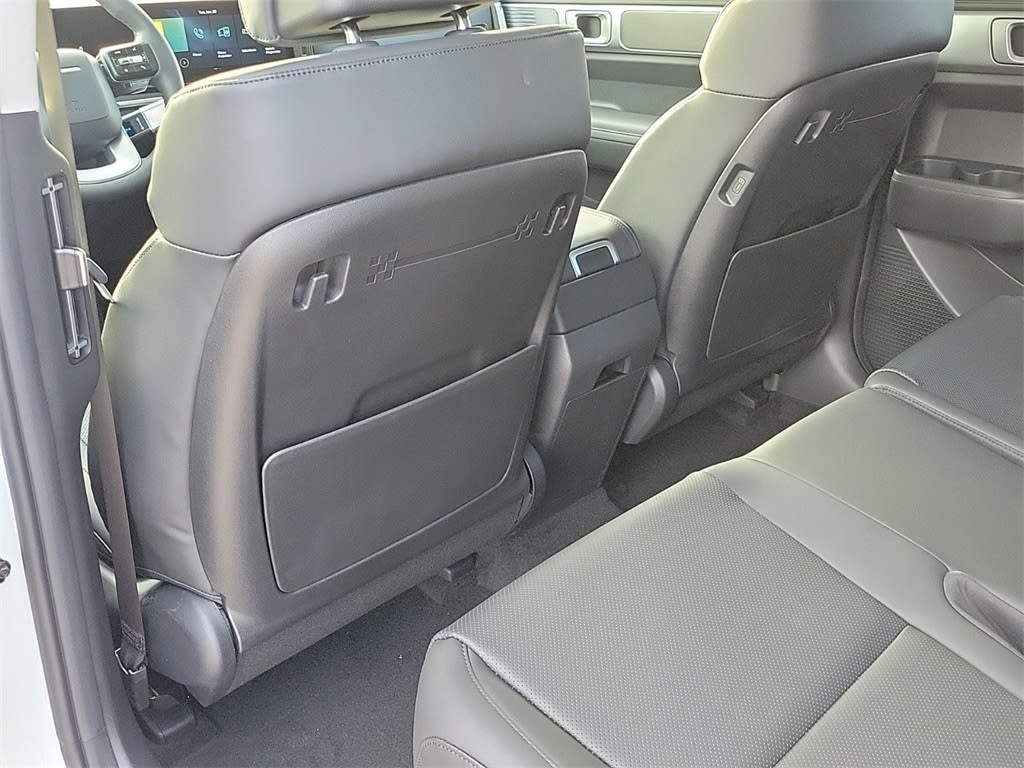 2025 Hyundai Santa Fe SEL 16