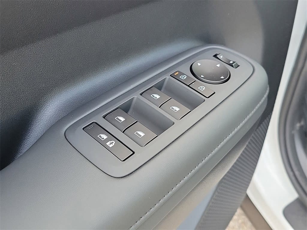 2025 Hyundai Santa Fe SEL 19