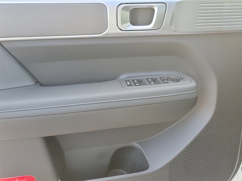2025 Hyundai Santa Fe SEL 18